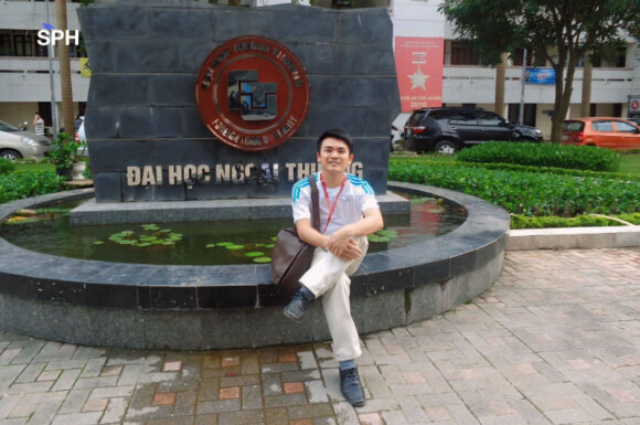 CLB Gia sư Ngoại Thương – Toán 9,5; Lý 8,75; tiếng Anh 10